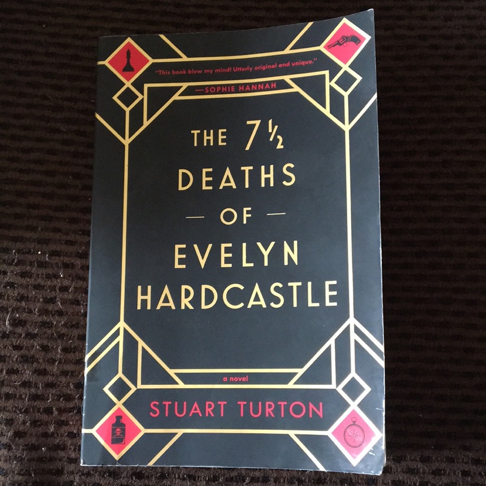 The 7 1/2 deaths of Evelyn Hardcastle